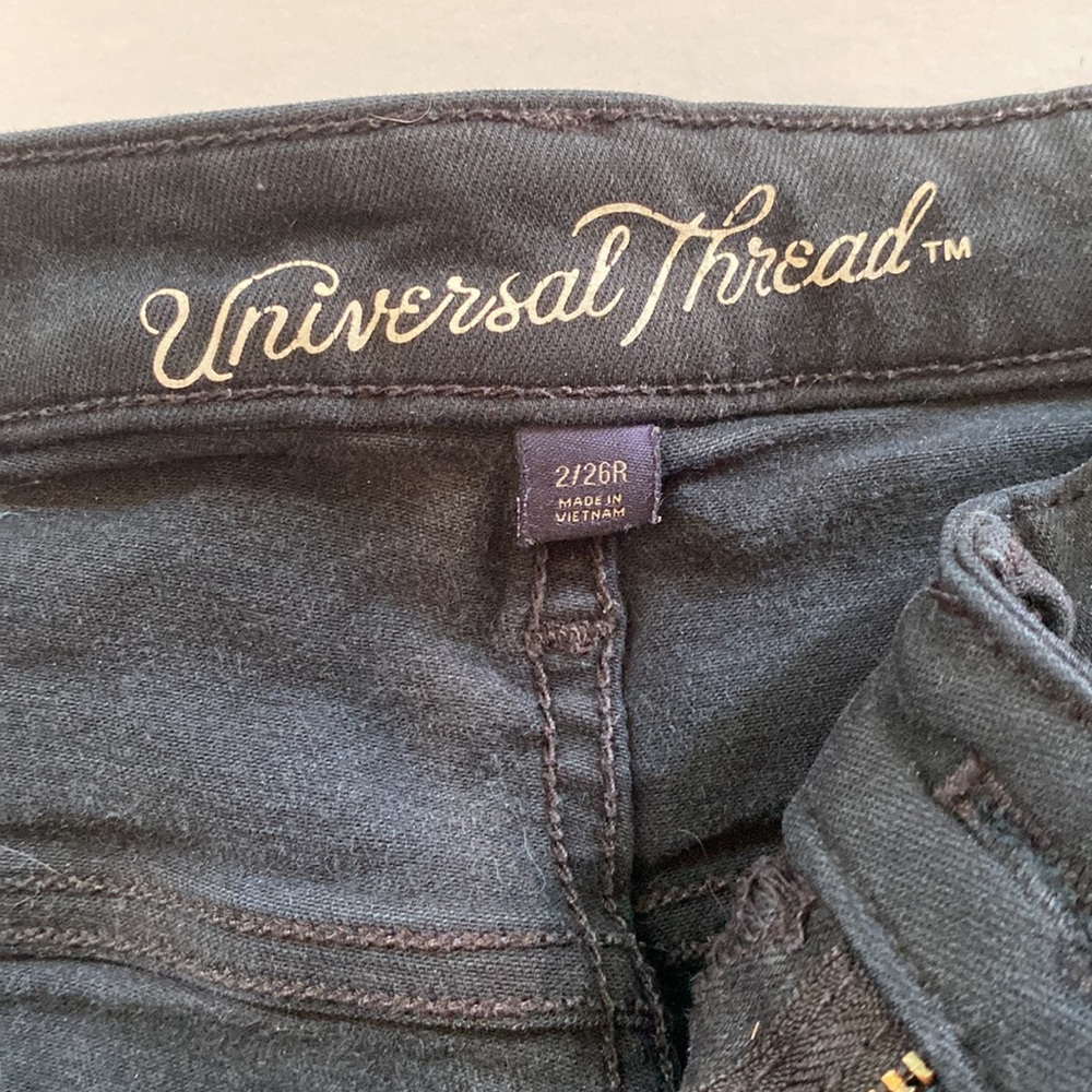 Universal Thread Jeans - Picture 4 of 4